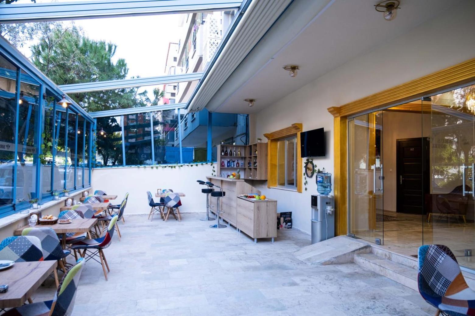 Ikarus Hotel Kusadası Exterior foto